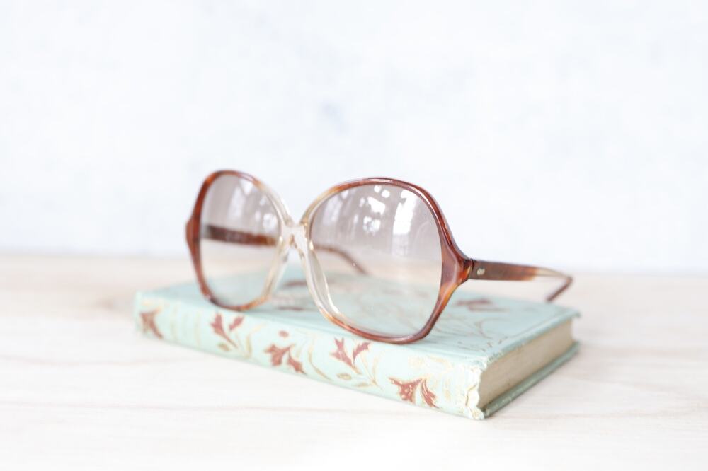 Vintage 1970s Sunglasses USA Made Coastal Grandma Retro Resort Festival NOS